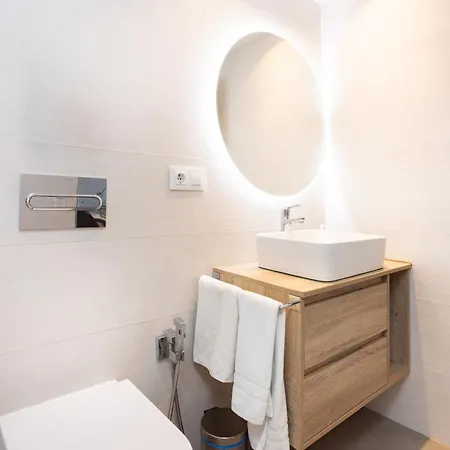 Urbania By Sunkeyrents Apartment