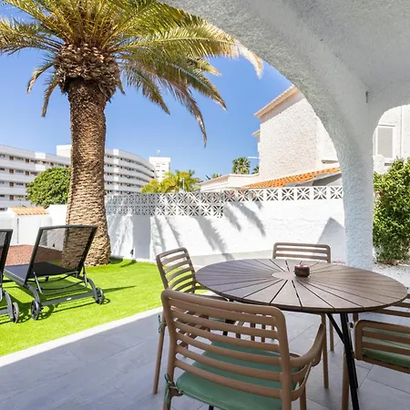 Apartment Urbania By Sunkeyrents *
